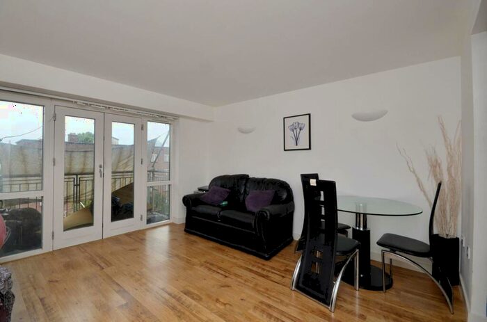 1 Bedroom Flat To Rent In Stepney Way, Stepney, London, E1
