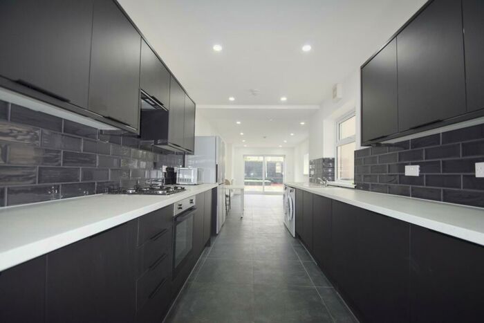 10 Bedroom House To Rent In Woodville Road, Cathays, CF24