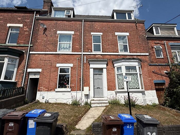 3 Bedroom Terraced House For Sale In Holberry Gardens, Broomhall, Sheffield, South Yorkshire, S10