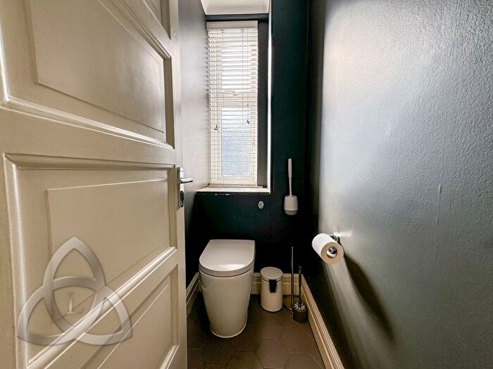 3 Bedroom Flat To Rent In Northways, College Crescent, Swiss Cottage, NW3