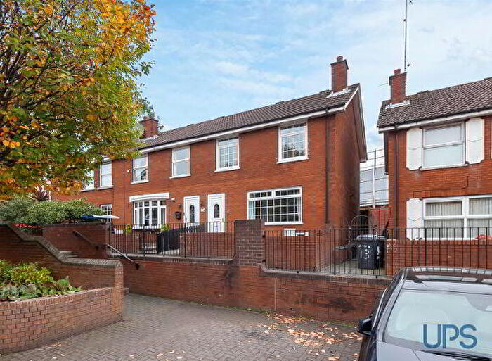 3 Bedroom End Of Terrace House For Sale In Finn Square, Belfast, BT13