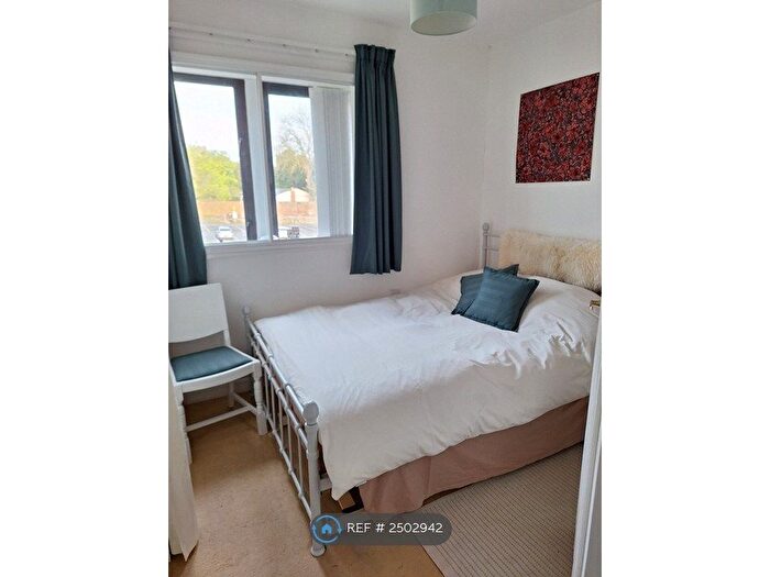2 Bedroom Flat To Rent In College Court, Ludlow, SY8