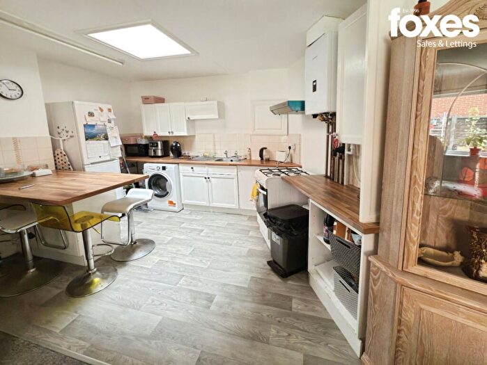 1 Bedroom Semi-Detached House To Rent In Flat, The Crescent, BH1