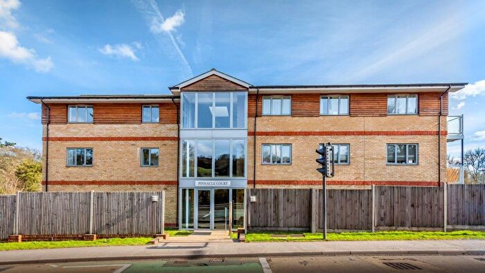 2 Bedroom Flat To Rent In Brighton Road, Coulsdon, CR5