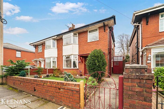 3 Bedroom Semi Detached House For Sale In Parkhills Road, Bury, BL9