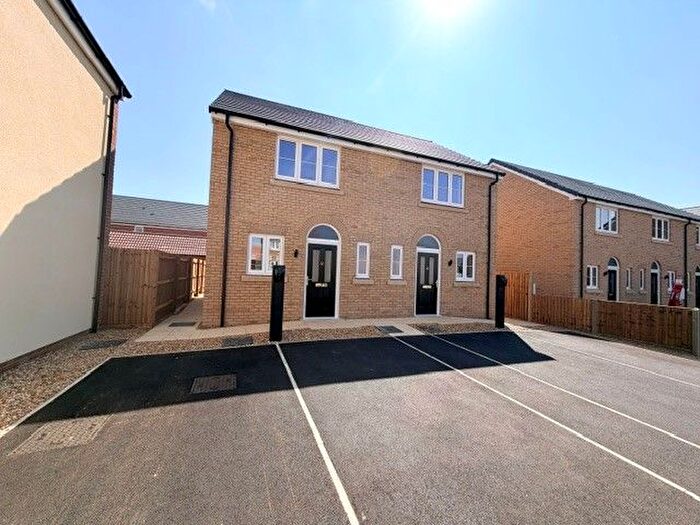 2 Bedroom Semi Detached House To Rent In Wagtail Road, Downham Market, PE38