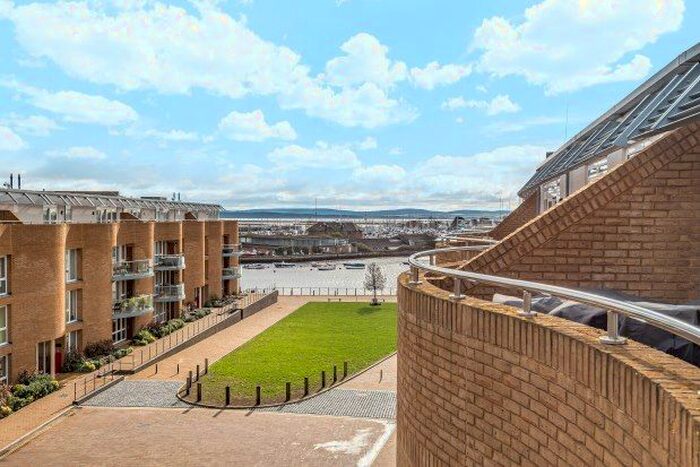 2 Bedroom Flat To Rent In Almansa Way, Lymington, SO41