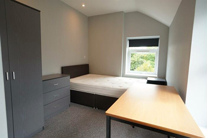 9 Bedroom House To Rent In Holyhead Road, Bangor, LL57