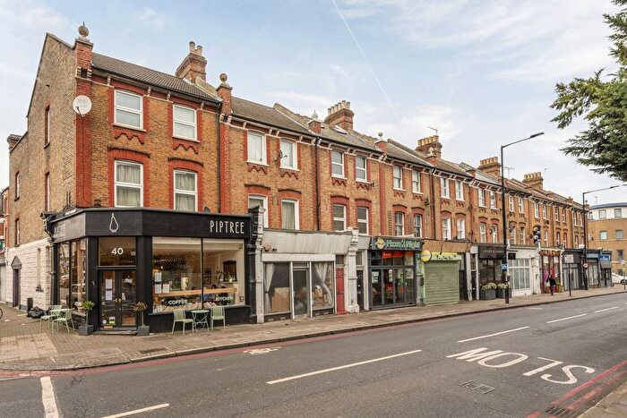 Studio To Rent In Upper Richmond Road, East Putney, London, SW15