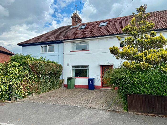 4 Bedroom Terraced House To Rent In Grays Road, Headington, Oxford, OX3