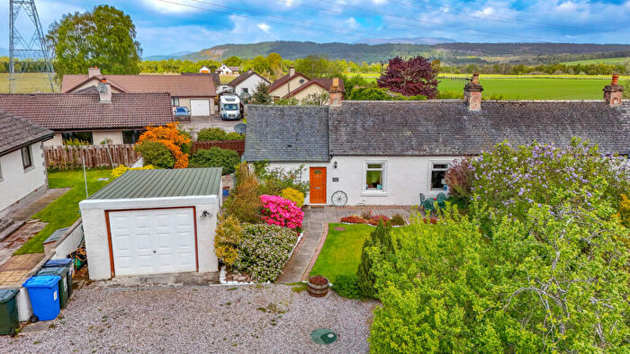 3 Bedroom Semi-Detached Bungalow For Sale In Muir Of Ord, Muir Of Ord, IV6
