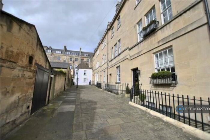 1 Bedroom Flat To Rent In Barton Buildings, Bath, BA1