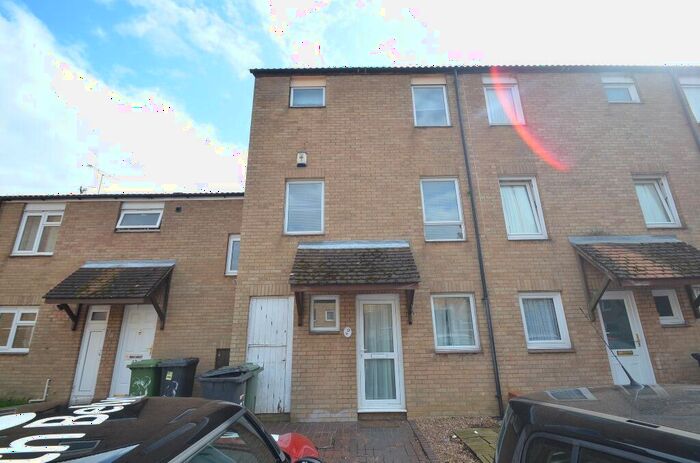 5 Bedroom End Of Terrace House For Sale In Bringhurst, Orton Goldhay, Peterborough, PE2