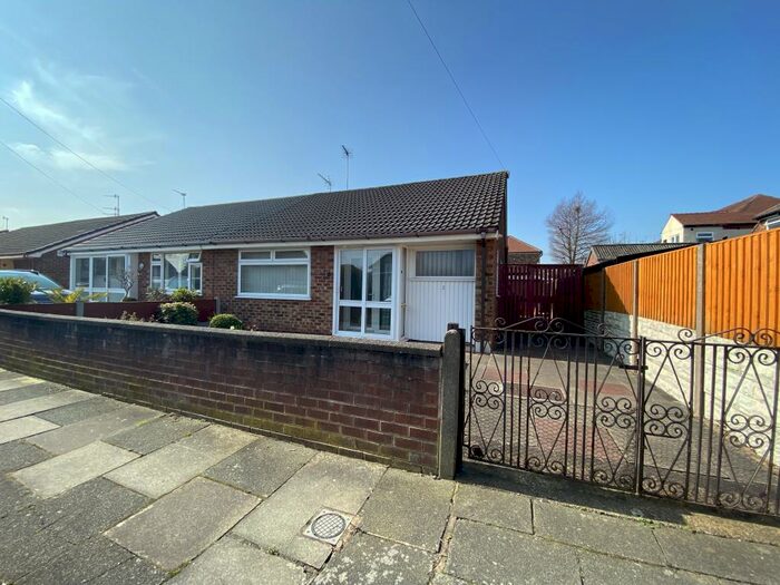 2 Bedroom Bungalow To Rent In Longacre Close, Wallasey, CH45