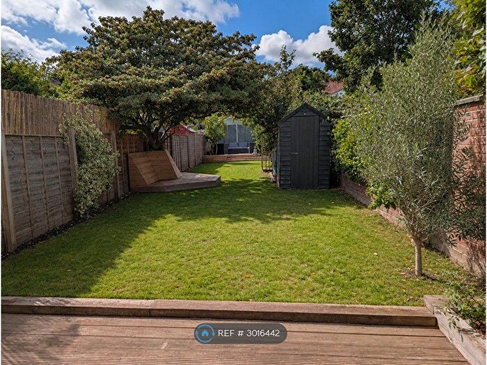 4 Bedroom Terraced House To Rent In Connaught Road, Norwich, NR2