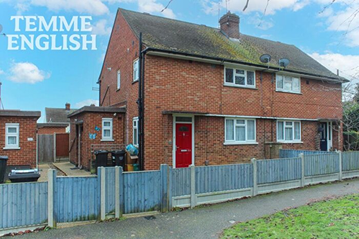 1 Bedroom Flat For Sale In Seven Acres, Wickford, SS11