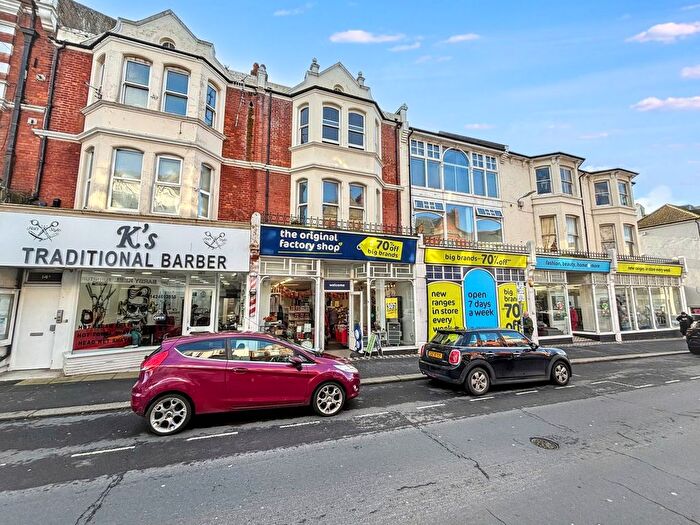 2 Bedroom Flat For Sale In St Leonards Road, Bexhill-On-Sea, TN40