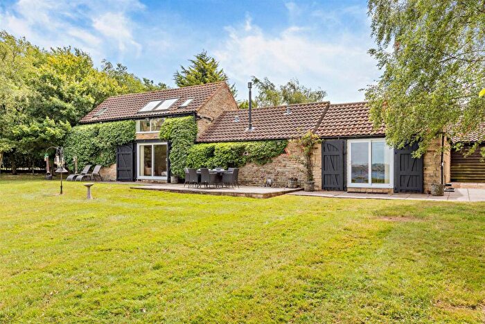 4 Bedroom Barn Conversion For Sale In Lyndon Road, Manton, Rutland, LE15