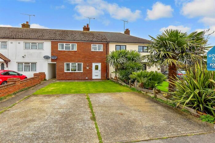 3 Bedroom Terraced House For Sale In Rettendon Common, Chelmsford, Essex, CM3