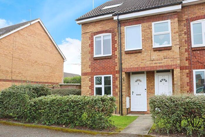 1 Bedroom Maisonette For Sale In Maplin Park, Langley, SL3