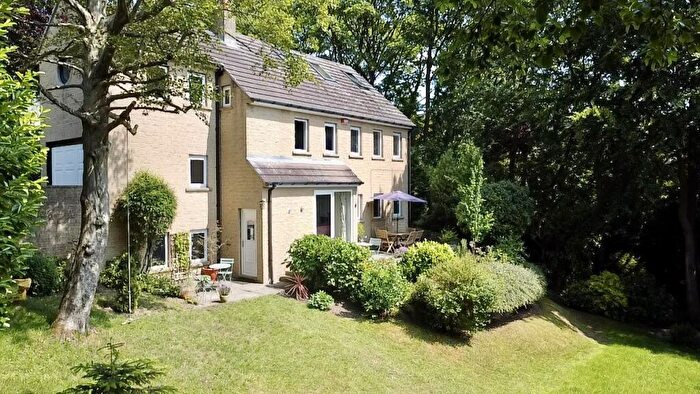 5 Bedroom Detached House For Sale In Common End Lane, Fenay Bridge, HD8