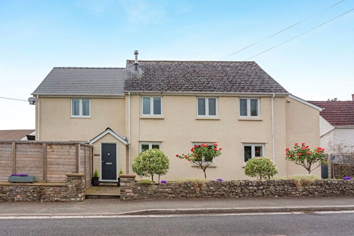 4 Bedroom Detached House For Sale In Llangattock, Crickhowell, Powys, NP8