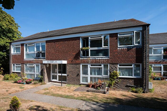 2 Bedroom Flat For Sale In Bathurst Road, Folkestone, CT20