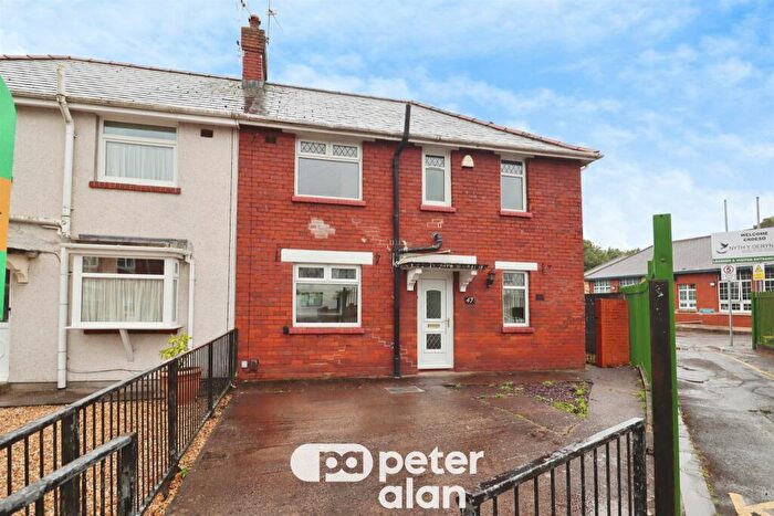 3 Bedroom Semi Detached House For Sale In Cefn Road, Cardiff, CF14