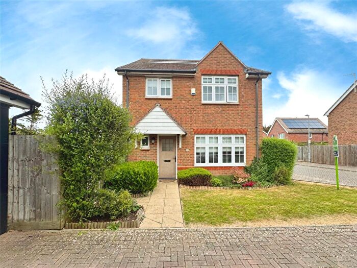 4 Bedroom Detached House To Rent In Lakeside Avenue, Faversham, ME13
