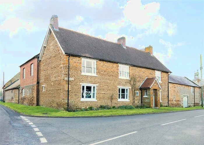 5 Bedroom Detached House For Sale In Bridle Road, Old, Northamptonshire, NN6