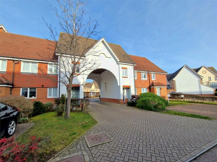 2 Bedroom Maisonette To Rent In Hartigan Place, Woodley, Reading, Berkshire, RG5