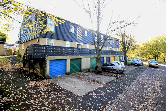 2 Bedroom Flat To Rent In Campion, Great Linford, Milton Keynes, MK14