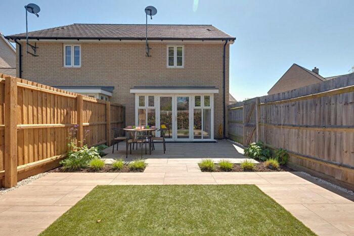 2 Bedroom Flat To Rent In Cottenham, CB24