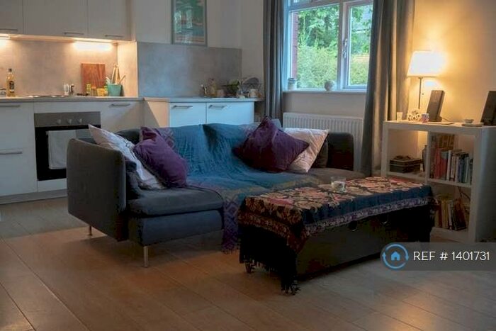 2 Bedroom Flat To Rent In Sydenham Mews, Liverpool, L17