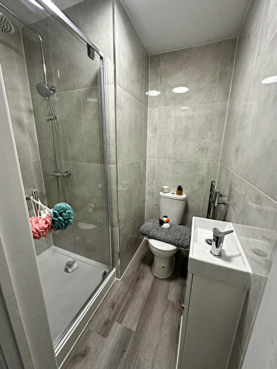 8 Bedroom Terraced House To Rent In Seaton Avenue Es, PL4