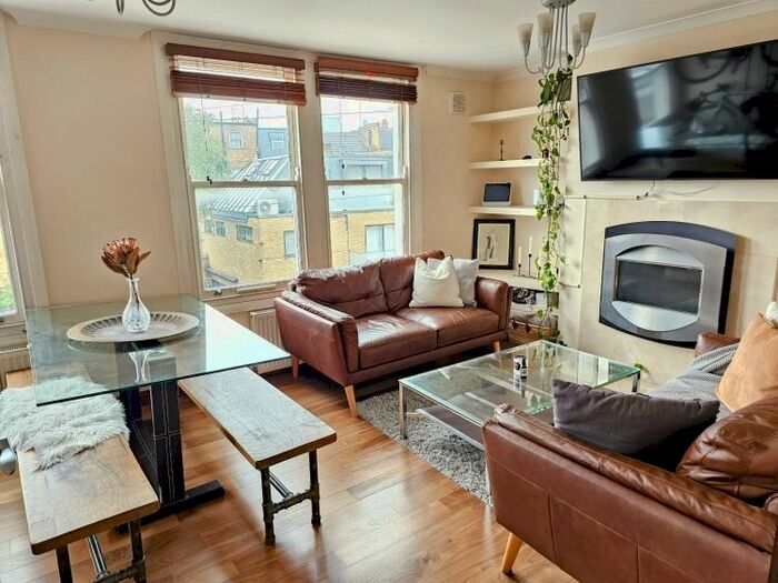 2 Bedroom Flat To Rent In Burnthwaite Road, London, SW6