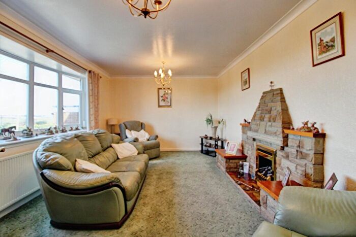 2 Bedroom Detached Bungalow For Sale In Melvinia Crescent, Barnsley, S75
