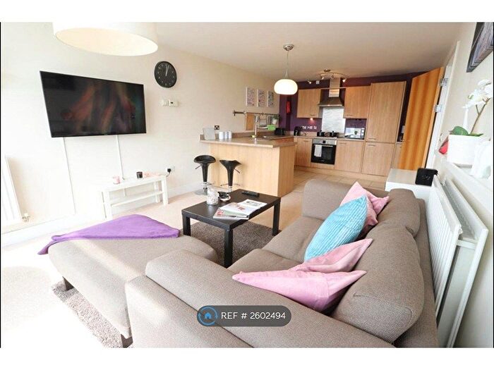 2 Bedroom Flat To Rent In Longleat Avenue, Birmingham, B15