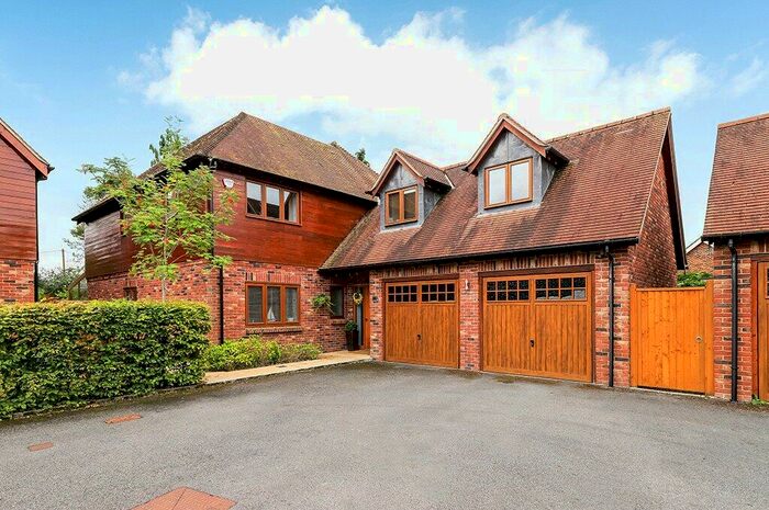 4 Bedroom Detached House For Sale In Stanbridge Court, Old Salisbury Lane, Romsey, Hampshire, SO51