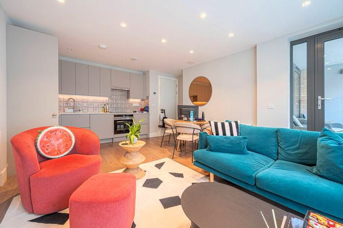 1 Bedroom Flat To Rent In Kilburn High Road, Kilburn, London, NW6