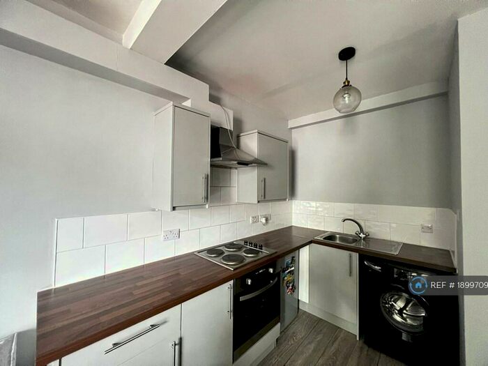 1 Bedroom Flat To Rent In White Hart Court, Market Rasen, LN8