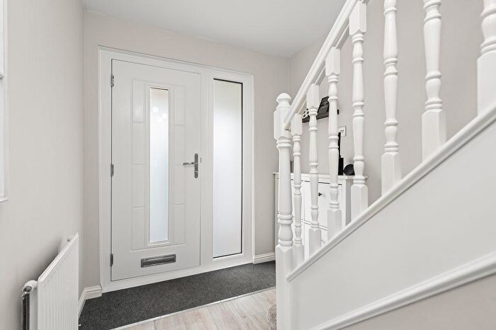 4 Bedroom Detached House For Sale In Burns Avenue, The Inches, Larbert, FK5