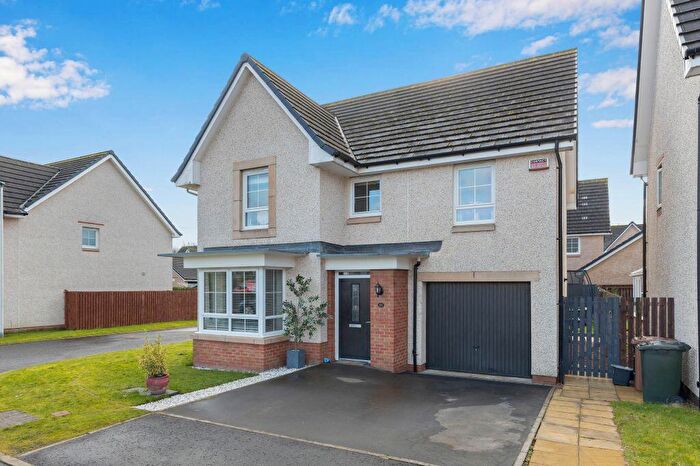 4 Bedroom Detached House For Sale In Maude Place, Kirkliston, Edinburgh, EH29