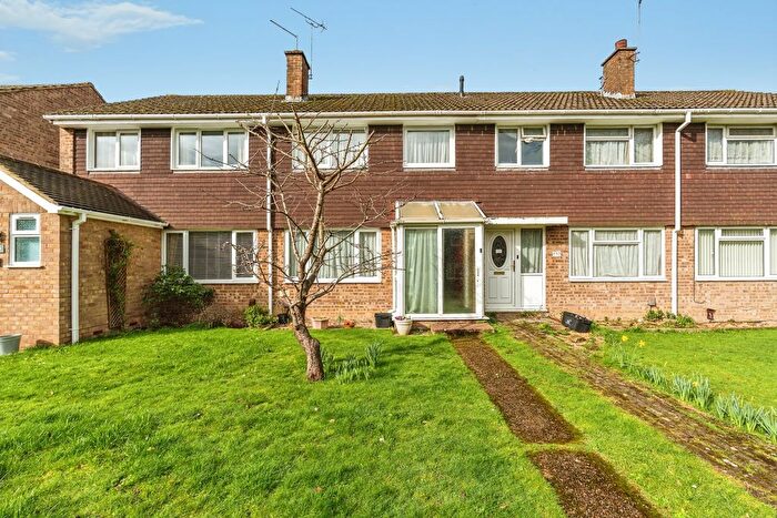 3 Bedroom Terraced House For Sale In Daniels Walk, Calmore, Southampton, Hampshire, SO40