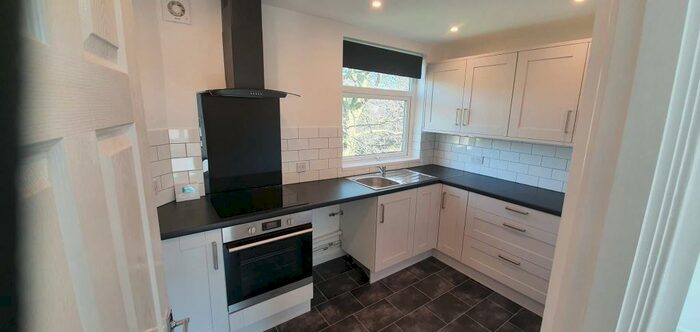 2 Bedroom Flat To Rent In Eversley Park, Oxton, CH43