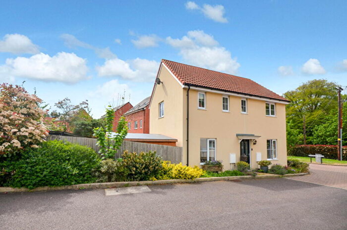 3 Bedroom Detached House For Sale In Whitehill Place, Saffron Walden, CB10