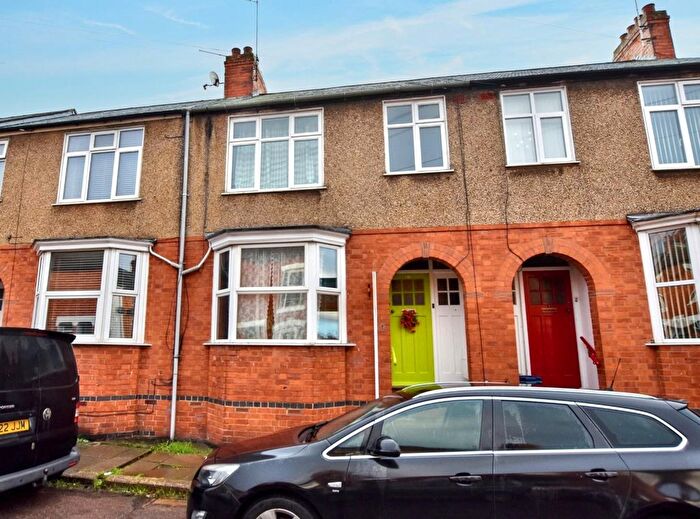 3 Bedroom Terraced House For Sale In Chaucer Street, Northampton, NN2