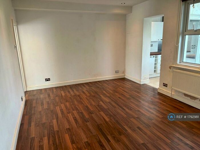 1 Bedroom Flat To Rent In Richmond Street, Brighton, BN2
