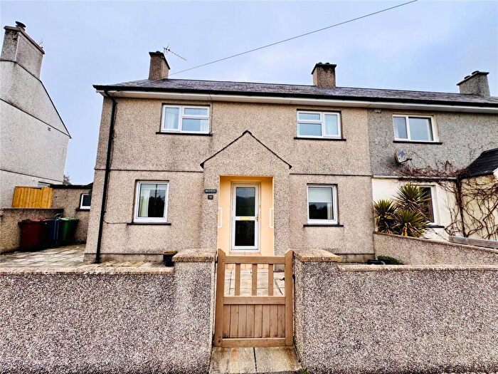 3 Bedroom Semi-Detached House For Sale In Gerddi, Edern, Pwllheli, Gwynedd, LL53