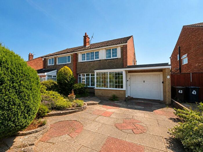 3 Bedroom Semi-Detached House For Sale In Kendal Way, Southport, Merseyside, PR8